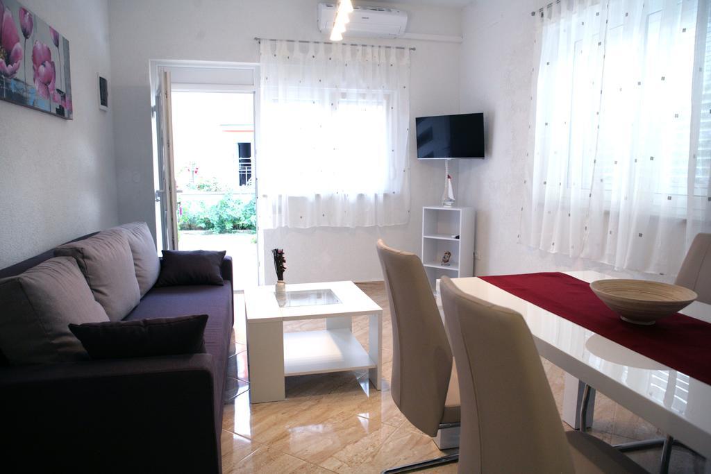 Porta Anna Apartments Medulin Bagian luar foto